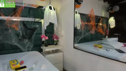 valtira nova online show from October 31, 2025, 7:37 pm