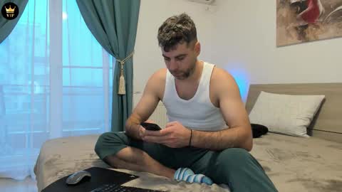 valyvalisimo online show from February 6, 2026, 6:29 am