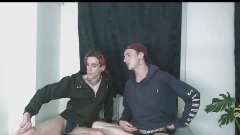 Snapshot of vamp_noah chatting on December 18, 2024, 4:53 am Vamp Noah and Dan online show from December 18, 2024, 4:53 am