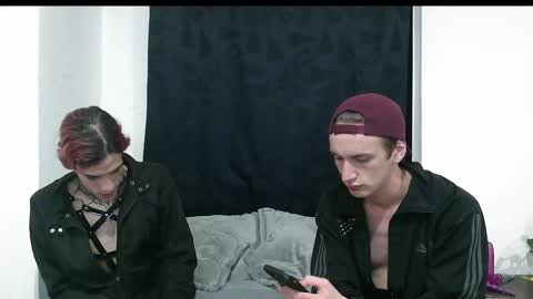 Snapshot of vamp_noah chatting on December 26, 2024, 1:29 am Vamp Noah and Dan online show from December 26, 2024, 1:29 am