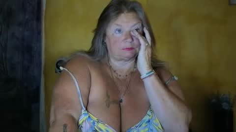 Snapshot of vampwoman chatting on May 25, 2026, 8:09 am vampwoman online show from May 25, 2026, 8:09 am