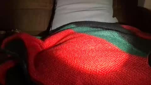 Snapshot of vanbite_albouze chatting on February 15, 2026, 9:00 pm Tom online show from February 15, 2026, 9:00 pm