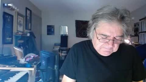 Paco online show from October 21, 2025, 12:06 pm