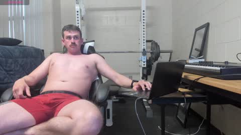 Snapshot of vandal2021 chatting on February 8, 2025, 1:00 am Vandal2021 online show from February 8, 2025, 1:00 am