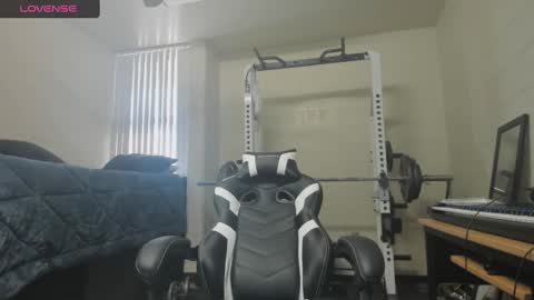 Snapshot of vandal2021 chatting on February 15, 2025, 8:43 pm Vandal2021 online show from February 15, 2025, 8:43 pm