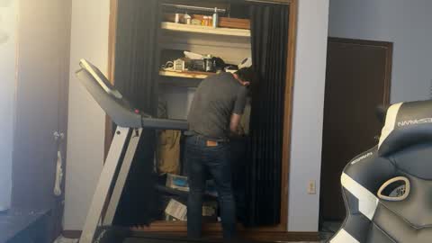 Snapshot of vandal2021 chatting on March 10, 2026, 6:51 am Vandal2021 online show from March 10, 2026, 6:51 am