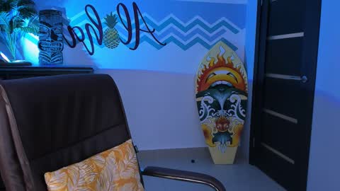 Vanda online show from February 19, 2025, 12:44 pm