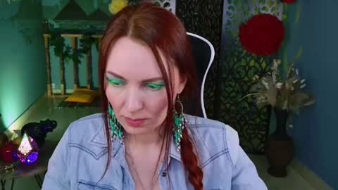 Vanda online show from March 12, 2025, 2:34 pm