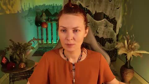 Vanda online show from October 19, 2025, 5:41 am