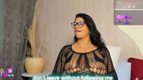 V A N E  online show from March 21, 2026, 3:11 am