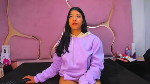 Vane online show from February 26, 2025, 4:25 am