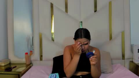 Vane online show from April 10, 2026, 1:49 pm