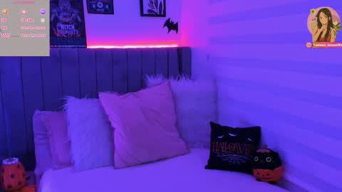 vanesa_moon_ online show from October 24, 2025, 12:30 am