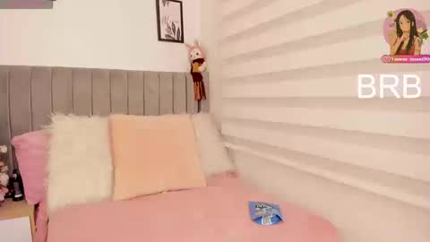 vanesa_moon_ online show from March 22, 2026, 12:25 am