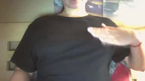 Snapshot of vanesajewel chatting on February 8, 2025, 4:04 pm VanesaJewel online show from February 8, 2025, 4:04 pm