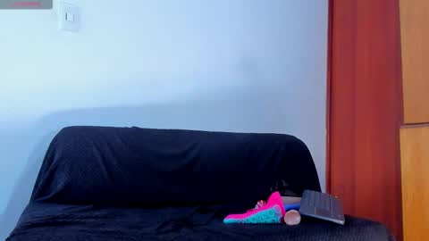 Snapshot of vanessa_gonzaless chatting on October 30, 2025, 6:30 pm Vanessa online show from October 30, 2025, 6:30 pm