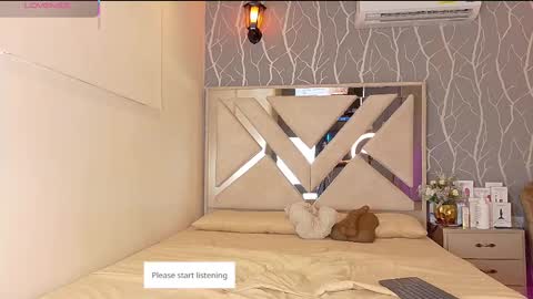    online show from October 23, 2025, 12:15 pm