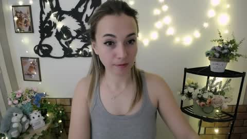 Vanessa online show from April 29, 2026, 11:03 am