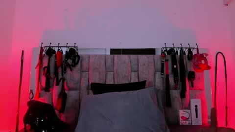 Vanessa online show from February 21, 2026, 12:06 pm