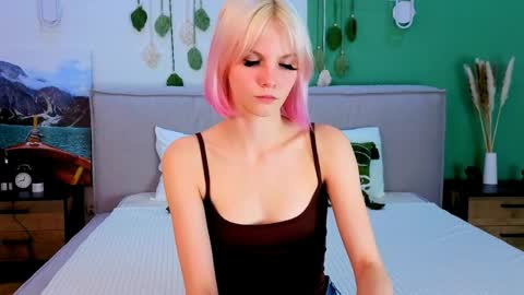 Vanessa online show from March 26, 2026, 3:39 pm