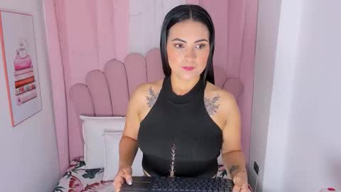 vanessamirren online show from October 11, 2025, 11:31 am
