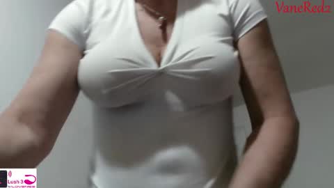 Vanesared2 online show from February 19, 2025, 11:36 pm