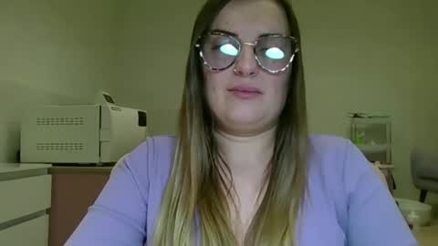 Snapshot of vanessaseduce chatting on January 7, 2026, 7:16 pm Vanessa online show from January 7, 2026, 7:16 pm