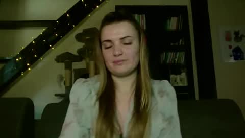 Snapshot of vanessaseduce chatting on March 19, 2026, 9:35 am Vanessa online show from March 19, 2026, 9:35 am