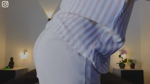 Snapshot of vanestrauss chatting on March 7, 2025, 8:33 pm New account follow me online show from March 7, 2025, 8:33 pm