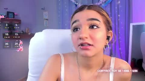 vanillafairy_ online show from June 11, 2026, 8:40 pm
