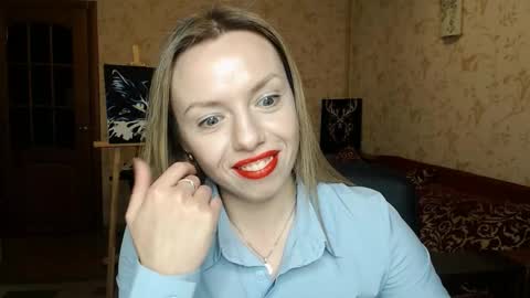 Snapshot of vanillamuffin chatting on January 23, 2025, 7:51 pm VanillaMuffin online show from January 23, 2025, 7:51 pm