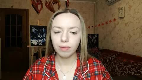 Snapshot of vanillamuffin chatting on February 14, 2025, 6:56 am VanillaMuffin online show from February 14, 2025, 6:56 am