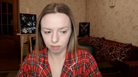 Snapshot of vanillamuffin chatting on March 9, 2025, 6:06 am VanillaMuffin online show from March 9, 2025, 6:06 am