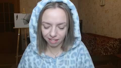 Snapshot of vanillamuffin chatting on October 22, 2025, 6:13 am VanillaMuffin online show from October 22, 2025, 6:13 am