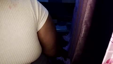 Snapshot of vannah_bae chatting on February 7, 2025, 7:06 pm vannah_bae online show from February 7, 2025, 7:06 pm