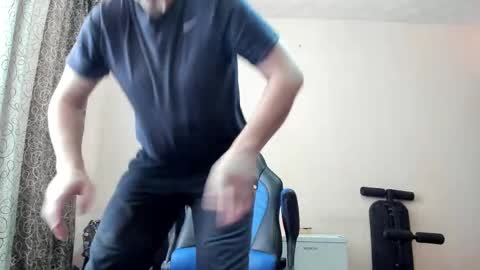 vano_822 online show from April 11, 2026, 8:07 am