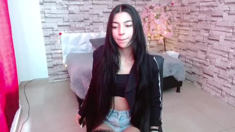Snapshot of vanse_lust chatting on January 4, 2025, 7:34 pm Karuna online show from January 4, 2025, 7:34 pm
