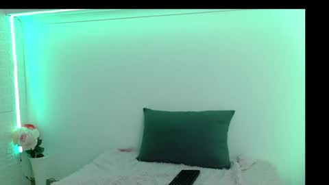 Snapshot of vanse_lust chatting on January 26, 2025, 4:30 am Karuna online show from January 26, 2025, 4:30 am