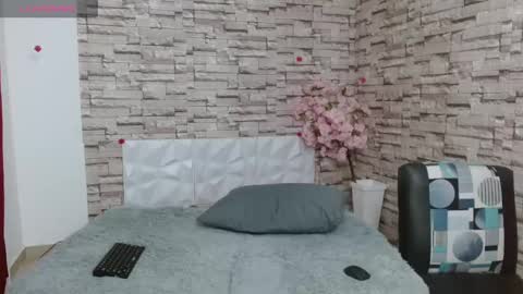 Snapshot of vanse_lust chatting on February 11, 2025, 2:03 am Karuna online show from February 11, 2025, 2:03 am