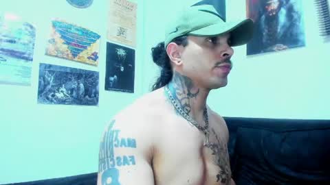 vanvelckan_ online show from June 2, 2026, 6:04 am