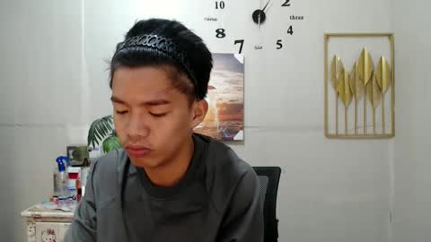 vanxxx2005 online show from January 6, 2025, 6:10 pm