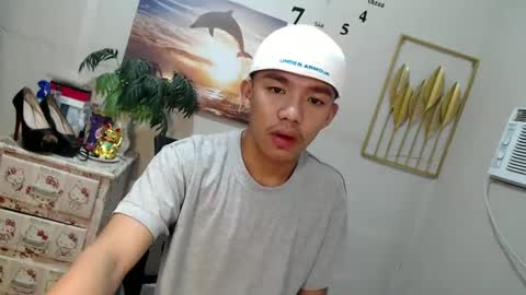 vanxxx2005 online show from January 19, 2025, 7:47 pm