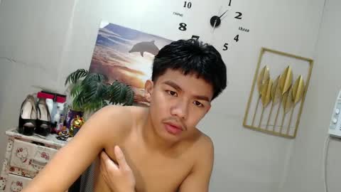 vanxxx2005 online show from January 26, 2025, 1:20 am