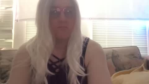 Snapshot of varinadarken chatting on May 13, 2026, 7:33 pm Varina online show from May 13, 2026, 7:33 pm