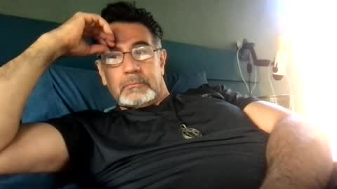 varlugardi online show from July 14, 2026, 6:02 pm