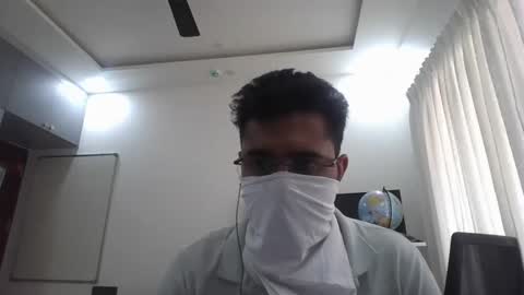 varunagg92 online show from February 26, 2026, 7:51 am