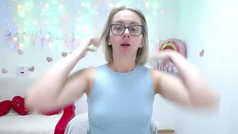 Vasilisa online show from September 12, 2025, 5:07 am