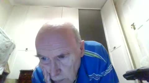 vaughan1010 online show from December 15, 2025, 8:13 pm