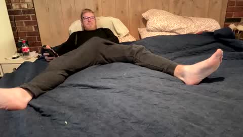 vaxildon13 online show from October 23, 2025, 12:59 pm