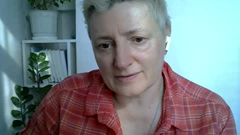 vea_motty online show from March 24, 2026, 8:30 am